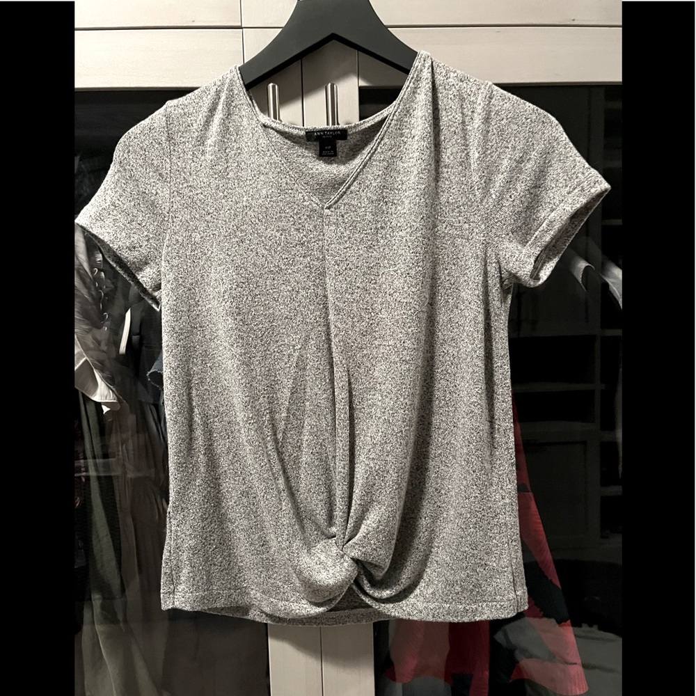 EUC Ann Taylor twist top